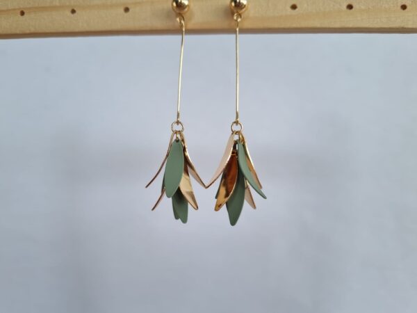 Chic Matte Green leaf-shaped Earrings